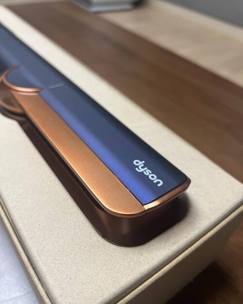 اتو و‌حالت دهنده ی مو دایسون مدل Airstrait Ht01 (سورمه‌ای/مسی) ،ارسال فوری، ضمانت اصالت مادام العمرکالا+ضمانت سلامت کالا+ضمانت تست کالا | esmilicenter airstrait blue 3